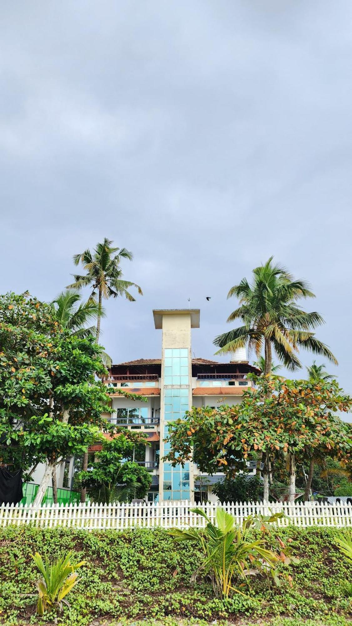 Palm Beach Resort, Alleppey Alappuzha Esterno foto