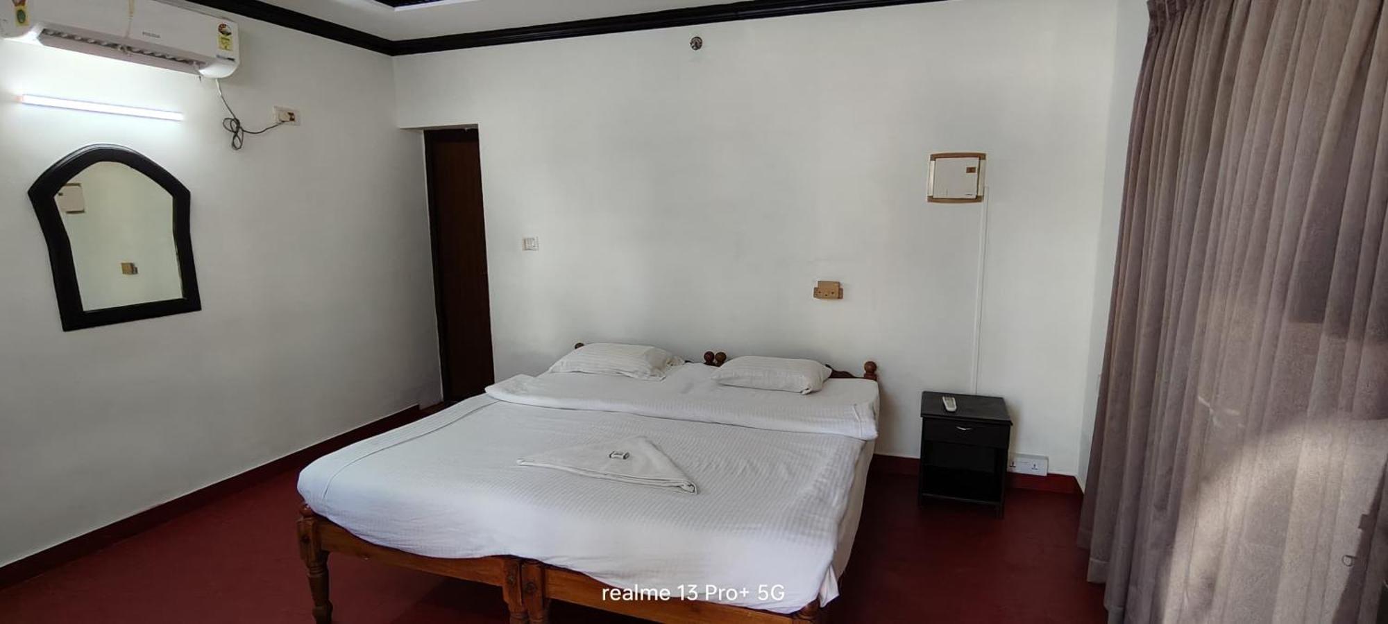 Palm Beach Resort, Alleppey Alappuzha Esterno foto